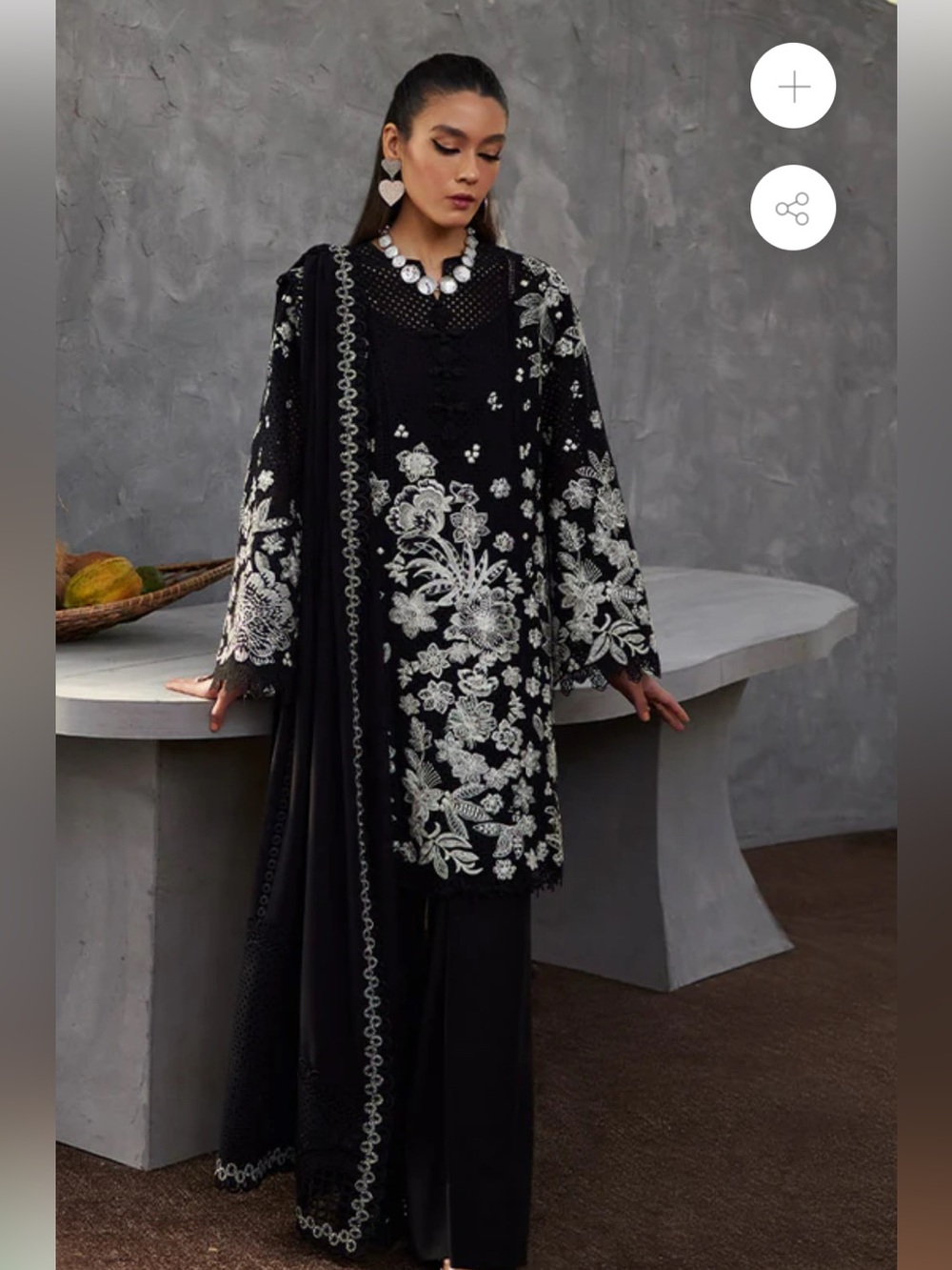 Suffuse cutwork dress small